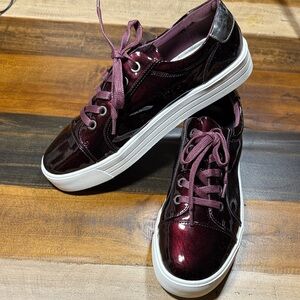 Limelight Burgundy Sneakers